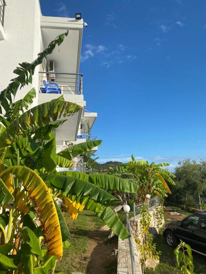 Sea View Hotel Dhermi Ngoại thất bức ảnh