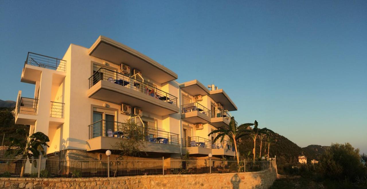 Sea View Hotel Dhermi Ngoại thất bức ảnh
