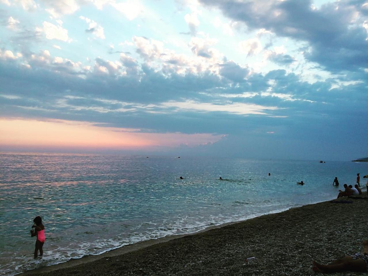Sea View Hotel Dhermi Ngoại thất bức ảnh