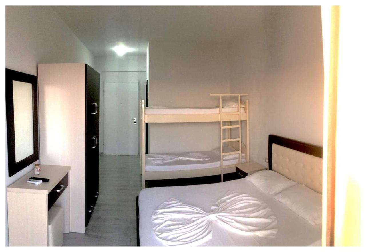 Sea View Hotel Dhermi Ngoại thất bức ảnh